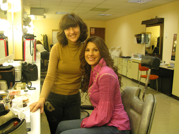 Coral con Yolanda la maquilladora de rtve.