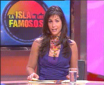 Nuria Roca, presentadora de plat de La Isla de los famosos