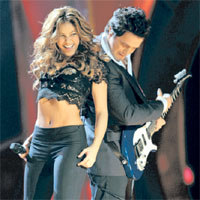 Shakira y Alejandro Sanz en un video de Gracias pero no