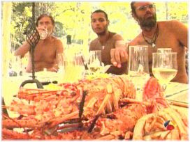 Las langosto tambien estuvieron presentes,junto al vino abundante en la comida