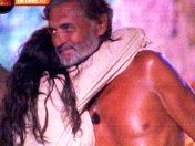 Maria felicitada por Marc