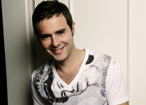 Paolo representado en Eurovisión 2008 a Suiza canta en italiano